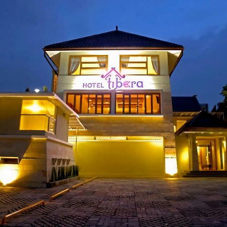 Hotel Tibera Taman Cibeunying Bandung Eksteriør billede