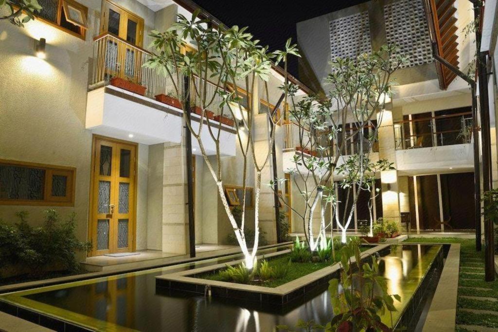Hotel Tibera Taman Cibeunying Bandung Eksteriør billede